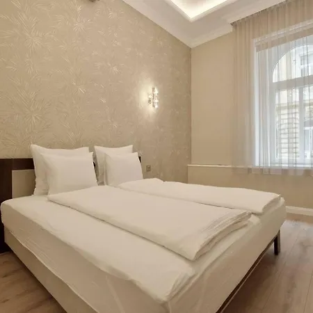 Premium By Hi5 - 2 Bedroom In The Center * Budapest