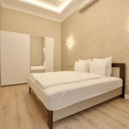 Premium By Hi5 - 2 Bedroom In The Center Apartment Budapest